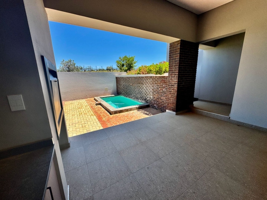 3 Bedroom Property for Sale in Helderzicht Eco Estate North West